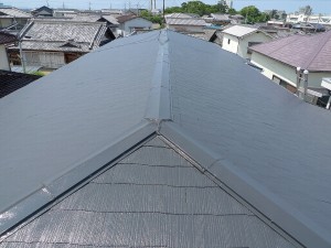 田尻町　屋根カラーベスト塗り替え工事　日本ペイント（ファインシリコンベスト）　上塗り2回目