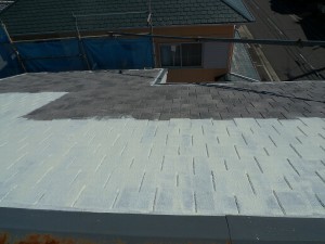 阪南市　屋根塗り替え　 日本ペイント　太陽熱高反射（遮熱）塗料　サーモアイＳｉ　下塗り　サーモアイシーラー