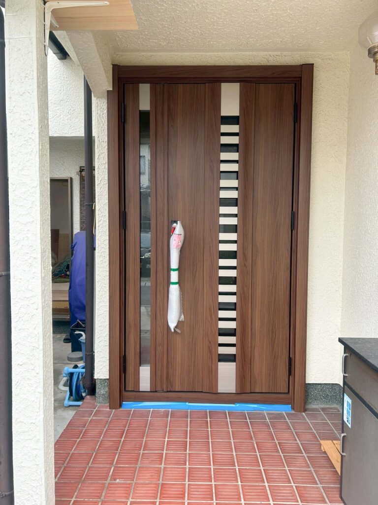 泉南市　H様邸　玄関ドアリフォーム