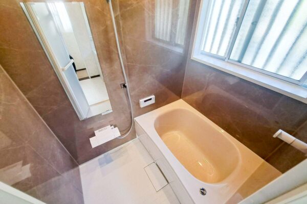 浴室リフォームで、気持ちまであたたかくなるお風呂空間に。