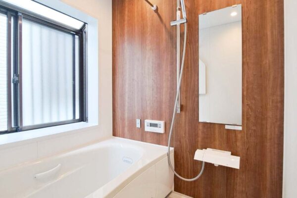 築21年の浴室を一新！Panasonic「オフローラ」で癒しのお風呂に