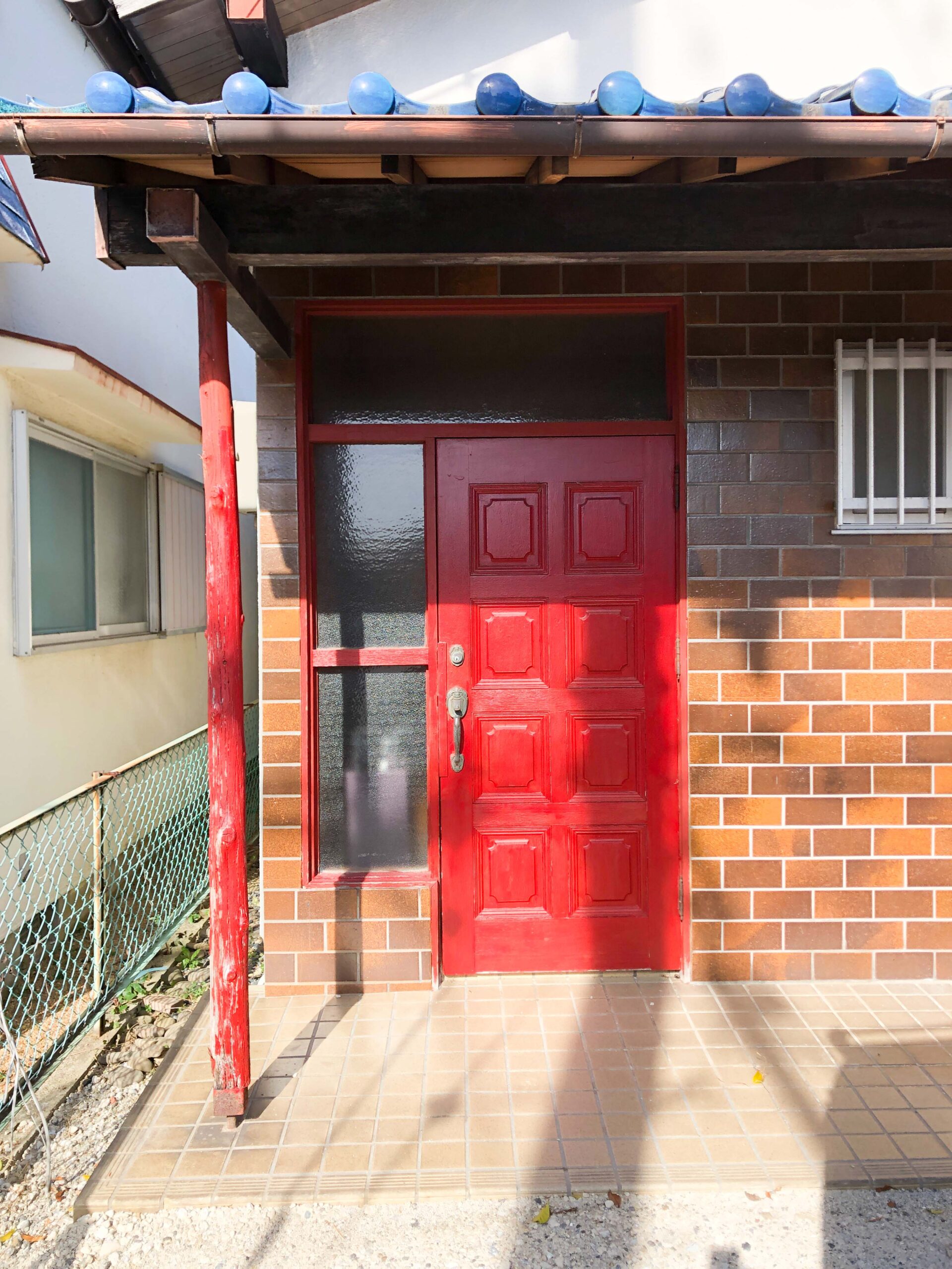 防犯&断熱をしっかり強化!玄関ドアのリフォーム(Before)