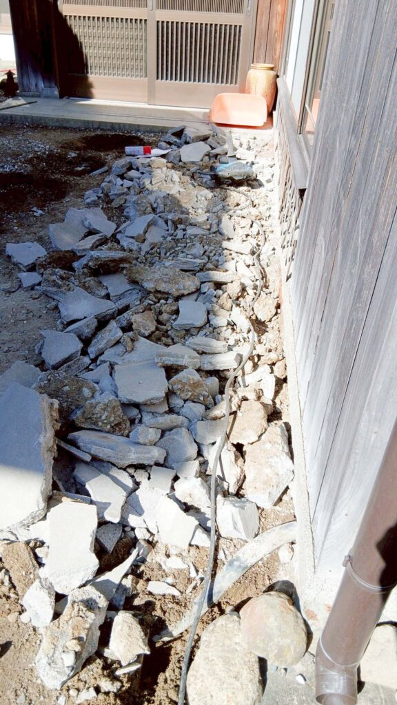 泉南市　O様邸 玄関アプローチリフォーム①